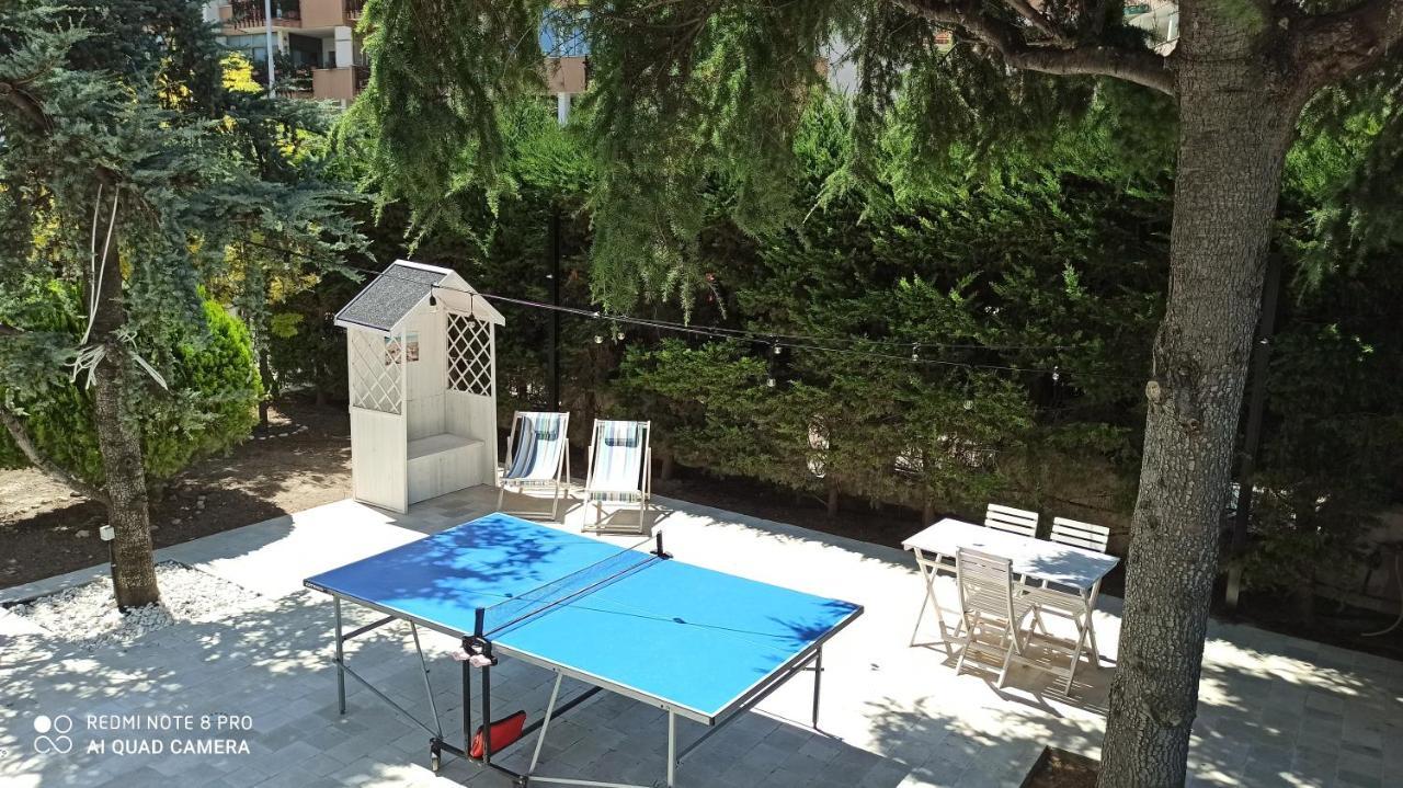 Villa Mary - Apartments Trani Exterior foto